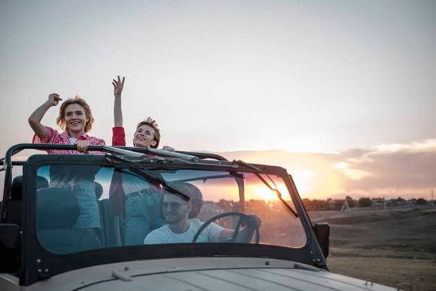 three friends traveling by car having fun three friends traveling by car having fun Copyright: xZoonar.com OleksandrxLatkunx 18390386 ,model released, Symbolfoto ,property released