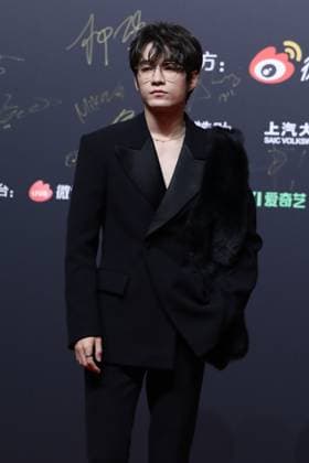 BEIJING, CHINA - JANUARY 18: Singer Zhang Yanqi arrives at the red carpet for Weibo Music Awards 2022 on January 18, 2023 in Beijing, China.  Copyright: xVCGx VCG111418472608