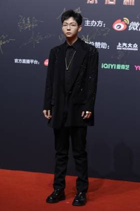 BEIJING, CHINA - JANUARY 18: Singer Hu Xia arrives at the red carpet for Weibo Music Awards 2022 on January 18, 2023 in Beijing, China.  Copyright: xVCGx VCG111418472610