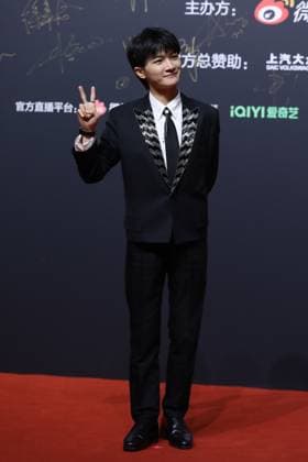 BEIJING, CHINA - JANUARY 18: Singer Zhou Shen arrives at the red carpet for Weibo Music Awards 2022 on January 18, 2023 in Beijing, China.  Copyright: xVCGx VCG111418472643