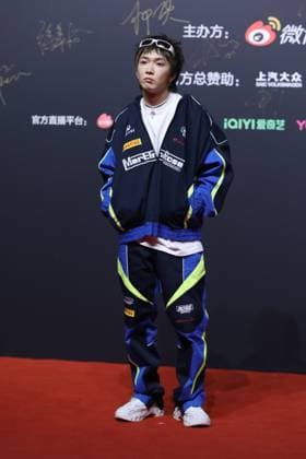 BEIJING, CHINA - JANUARY 18: Rapper Xie Ruitao, aka Tizzy T, arrives at the red carpet for Weibo Music Awards 2022 on January 18, 2023 in Beijing, China.  Copyright: xVCGx VCG111418472593