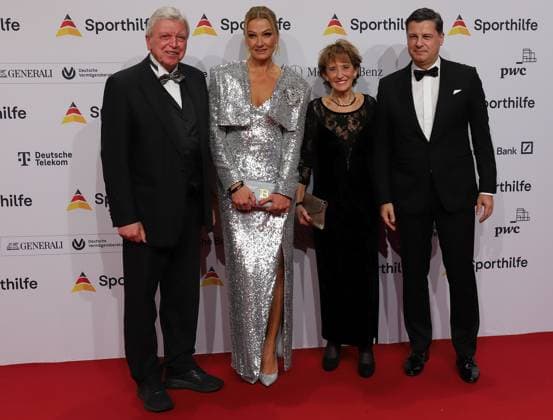 21 01 2023 Frankfurt am Main, Festhalle The 52 Ball of Sports of Deutsche Sporthilfe former Prime Minister of Hesse VolkerBouffier with wife Ursula with Franziska van Almsick Deputy Chairman of the Supervisory Board at Deutsche Sporthilfe Christian Seifert Chairman of the Supervisory Board at Deutsche Sporthilfe HP