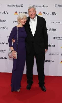 21 01 2023 Frankfurt am Main, Festhalle The 52 Ball of Sports of the German Sports Aid Dr Rolf Müller Ex State Sports Federation President with wife Marlies Mosiek Urbahn HP