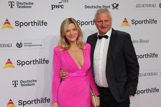 21 01 2023 Frankfurt am Main, Festhalle The 52 Ball des Sports of Deutsche Sporthilfe actress Anna Posch girlfriend of Stefan Blöcher former German field hockey player HP