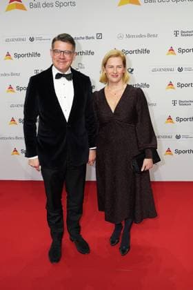 The Sporthilf has invited to the 52 Ball of Sports Many celebrities came over the red carpet Boris Rhein with wife Tanja 52 Ball of Sports The Sporthilf has invited to the 52 Ball of Sports Many celebrities came over the red carpet Germany, Frankfurt, Festhalle, 21 01 2023 SP_GHR