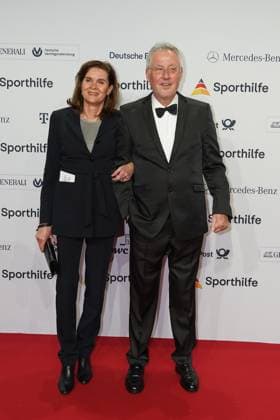 The Sporthilf has invited to the 52 Ball of Sports Many celebrities came over the red carpet Ulrike Nasse Meyfarth, Roland Nasse 52 Ball of Sports The Sporthilf has invited to the 52 Ball of Sports Many celebrities came over the red carpet Germany, Frankfurt, Festhalle, 21 01 2023 SP_GHR