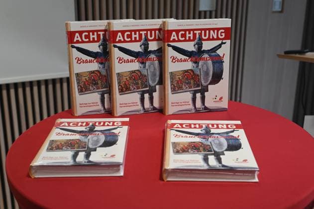 Book presentation Achtung Brauchtumszone Beiträge zur Kölner Karnevalsgeschichte On the occasion of the 200th anniversary, the Historical Archive publishes its new volume of communications