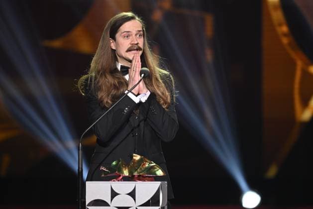 STOCKHOLM 20230123 Eirik Havnes receives the award for best original music for the film Historjá stygn for Sápmi during the Guldbaggegala at Cirkus in Stockholm STOCKHOLMK SWEDEN x10040x,  Copyright: xAndersxWiklund TTx GULDBAGGEN 2023 TTABB0000000000154508