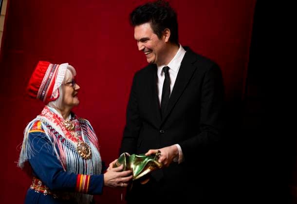 STOCKHOLM 20230123 The director Thomas Jackson th received the award for best documentary film for Historjá stygyn for Sápmi about Britta Marakatt Labba tv STOCKHOLM SWEDEN x10050x,  Copyright: xPontusxLundahlx xTTx GULDBAGGEN 2023 TTABB0000000000154653