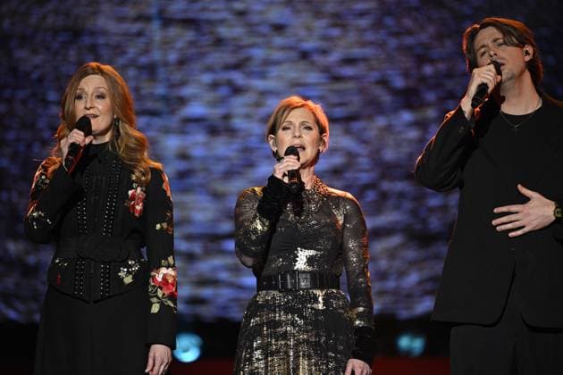 STOCKHOLM 20230123 Anna Stadling, Helen Sjöholm and Albin Lee Meldau pay tribute to Sven Bertil Taube, who died at the end of last year, during the Guldbaggegalan at Circus in Stockholm STOCKHOLMK SWEDEN x10040x,  Copyright: xAndersxWiklund TTx GULDBAGGEN 2023 TTABB0000000000154687