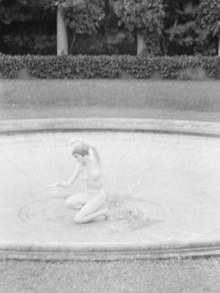RECORD DATE NOT STATED Denishawn dancers, 1927 or 1928. Creator: Arnold Genthe. Copyright:xHeritagexArt HeritagexImagesx IMAGO ,2944405 ! ACHTUNG: AUFNAHMEDATUM GESCHÄTZT!  Copyright:HeritagexArt HeritagexImagesx IMAGO