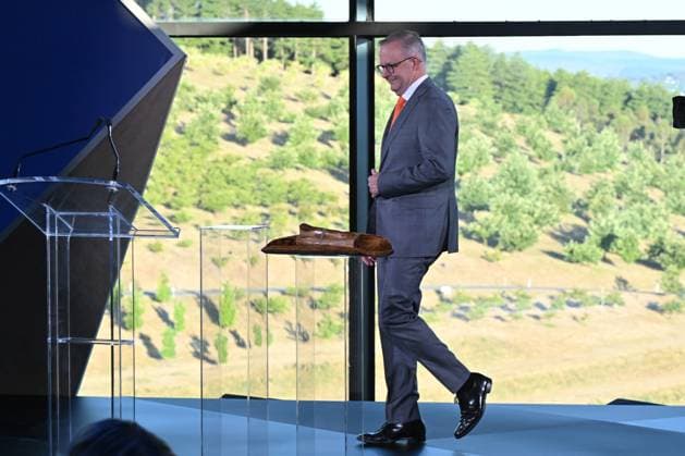 2023 AUSTRALIAN OF THE YEAR AWARDS, Prime Minister Anthony Albanese during the 2023 Australian of the Year Awards ceremony at the National Arboretum in Canberra, Wednesday, January 25, 2023. ( NO ARCHIVING, EDITORIAL USE ONLY, NO USE IN BOOKS WITHOUT CONSENT CANBERRA ACT AUSTRALIA  Copyright: xMICKxTSIKASx 20230125001756409904