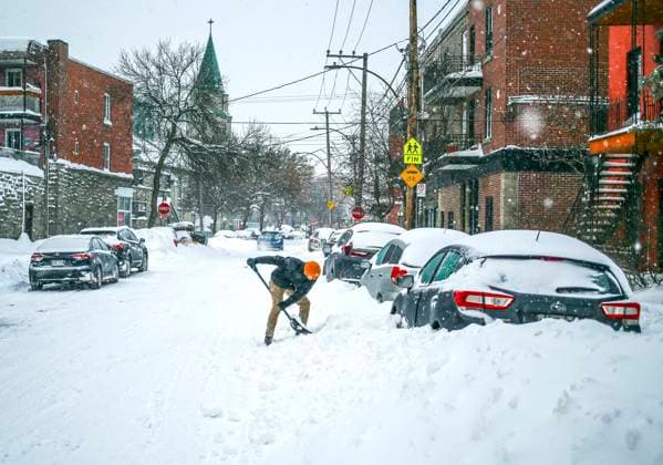 January 26, 2023, Montreal, Quebec, Canada: Views from the streets in Montreal in winter time Montreal Canada - ZUMAs278 20230126_zip_s278_010 Copyright: xSerkanxSenturkx