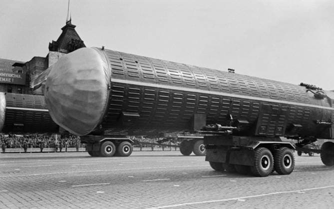 Moscow. USSR. May 9, 1965. The carrier of the 5V61 A-350Z missile defense at the parade in honor of the 20th anniversary of the victory in the Great Patriotic War. Vasily Egorov TASS  18680355