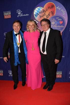 Thomas Linsmayer German Theater Managing Director Monika Gruber Cabaret Artist Karl Valentin Order Award Winner Helmut Schleich Cabaret Artist Laudator Munich 18 01 2020 German Theater Narrhalla Soiree Awarding of the Karl Valentine Order Munich
