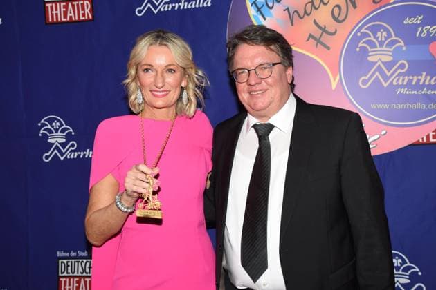 Monika Gruber cabaret artist Karl Valentin Order award winner Helmut Schleich cabaret artist laudator Munich 18 01 2020 Deutsches Theater Narrhalla Soiree award ceremony Karl Valentinsorden Munich