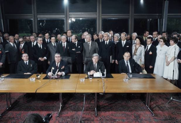 Bonn, Federal Republic of Germany. May 6, 1978. Vice-Chancellor of the FRG, Minister of Foreign Affairs of the FRG Hans-Dietrich Genscher, Federal Chancellor of the FRG Helmut Schmidt, General Secretary of the CPSU Central Committee, Chairman of the Presidium of the USSR Supreme Soviet Leonid Brezhnev and Minister of Foreign Affairs of the USSR Andrei Gromyko (R-L front) sign the Joint Declaration and the Agreement on developing and deepening long-term cooperation of the Union of Soviet Socialist Republics and the Federal Republic of Germany in the field of economy and industry. Eduard Pesov TASS  17968681