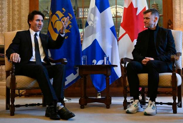 January 29, 2023, QUEBEC, PQ, Canada: Prime Minister Justin Trudeau, left, chats with Quebec City Mayor Bruno Marchand, Sunday, January 29, 2023 at City Hall in Quebec City. QUEBEC Canada  - ZUMAc35_ 20230129_zaf_c35_011 Copyright: xJacquesxBoissinotx