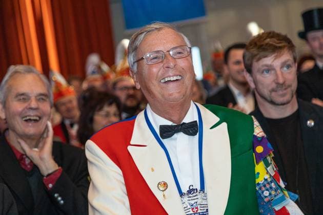 Award of the Order of Courage to Volker Bouffier 29 01 2023 Bürstadt Award of the Order of Courage to Volker Bouffier Wolfgang Bosbach TG2023-0087