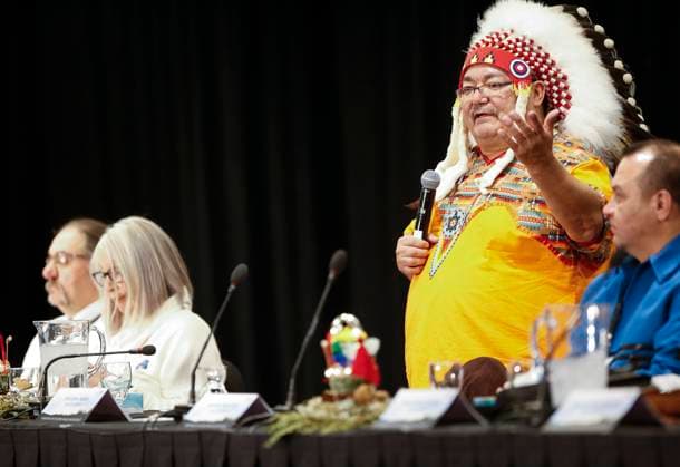 Kanada, Bundestaat Manitoba und Vertreter der Ethnie Peguis unterzeichnen Abkommen in Winnipeg January 31, 2023, WINNIPEG, MANITOBA, CANADA: Peguis Chief Glenn Hudson speaks at an event where Peguis First Nation and Child and Family Services (CFS) along with the federal and Manitoba governments announce and sign the Peguis First Nation Honouring our Children, Families and Nation Act Coordination Agreement in Winnipeg, Tuesday, January 31, 2023. The governments of Canada and Manitoba joined Peguis Chief Glenn Hudson and Peguis CFS for this historic event. WINNIPEG CANADA  - ZUMAc35_ 20230131_zaf_c35_093 Copyright: xJohnxWoodsx