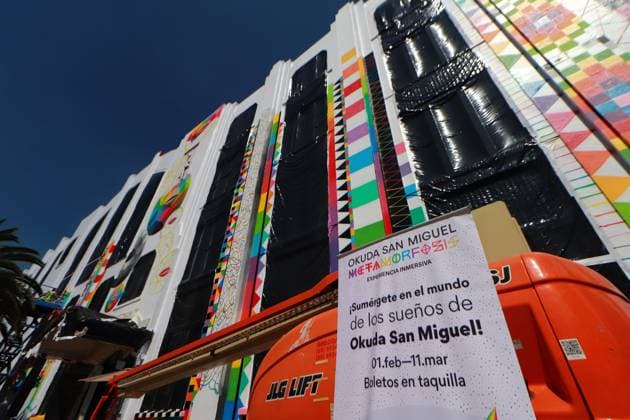 January 31, 2023 in Mexico City, Mexico: General view of the Metamorphosis, an immersive experience exhibition by Spanish artist Okuda San Migue at the Mexico fronton. on January 31, 2023 in Mexico City, Mexico. Mexico City Mexico - ZUMAe321 20230131_zia_e321_016 Copyright: xCarlosxSantiagox