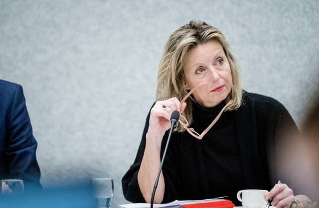 THE HAGUE - Christophe van der Maat, Secretary of State for Defense, and Kajsa Ollongren, Minister of Defense, in the House of Representatives during a committee debate on defense industrial strategy. ANP BART MAAT netherlands out - belgium out *** THE HAGUE Christophe van der Maat, Secretary of State for Defense, and Kajsa Ollongren, Minister of Defense, in the House of Representatives during a committee debate on defense industrial strategy ANP BART MAAT netherlands out belgium out  Copyright: xx x461935165x originalFilename: 461935165.jpg