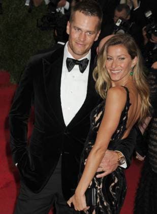 NEW YORK, NY - MAY 05: Tom Brady_Gisele Bundchen attends the Charles James: Beyond Fashion Costume Institute Gala at the Metropolitan Museum of Art on May 5, 2014 in New York City....People: Tom Brady_Gisele Bundchen. Manhattan United States Of America - ZUMAs214 20140508_zba_s214_040 Copyright: xSMGx