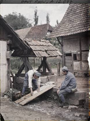 RECORD DATE NOT STATED Gildwiller, Alsace, France scene near a well , 1917 - Alsace - Paul Castelnau (photographic section of the armies) - (June) (French - ï»¿Gildwiller , Alsace , France Scene pres d un puits). Wells, laundry, forehead, hairy, First World War, Gildwiller, scene near a well Copyright: xpiemagsx AKahnlpie020223-13460 !ACHTUNG AUFNAHMEDATUM GESCHÄTZT!