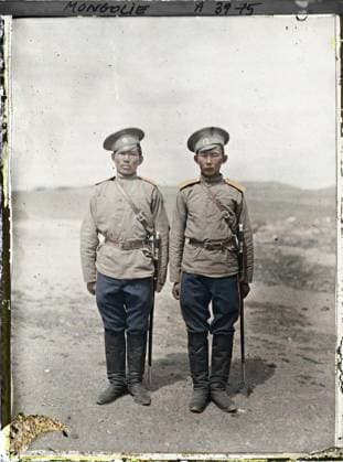 RECORD DATE NOT STATED Ourga, Mongolia two Cossack soldiers , 1913 - Mongolia - StÃ phane Passet - (July 6-25) (French - ï»¿Ourga , Mongolie Deux soldats cosaques). Military uniform, costume, foreign presence, exists in high definition, weapon, man, army, Clothing, international relations, HD, human beings, society, Ourga, Baikal Cossacks, Burial types Copyright: xpiemagsx AKahnlpie020223-1589 !ACHTUNG AUFNAHMEDATUM GESCHÄTZT!