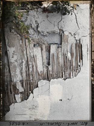 RECORD DATE NOT STATED Mostar, Bosnia and Herzegovina A coating of wooden houses , 1912 - Balkans, Italy - Jean Brunhes and Auguste LÃ on - (October 13 - 27) (French - ï»¿Mostar , Bosnie-HerzÃ govine Un revÃªtement des maisons de bois). Work, home, dilapidation , insalubrity, Habitat , Architecture, Bosnia, Mostar, a coating of wooden houses Copyright: xpiemagsx AKahnlpie020223-6409 !ACHTUNG AUFNAHMEDATUM GESCHÄTZT!