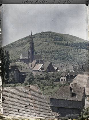 RECORD DATE NOT STATED Thann, Haut-Rhin, Alsace, France Thann , 1917 - Alsace - Paul Castelnau (photographic section of the armies) - (June) (French - ï»¿Thann , Haut-Rhin , Alsace , France Thann). Bell tower, front, agglomeration panorama, First World War, Habitat , Architecture, France, Thann Copyright: xpiemagsx AKahnlpie020223-13521 !ACHTUNG AUFNAHMEDATUM GESCHÄTZT!