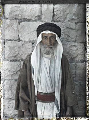 RECORD DATE NOT STATED Jerusalem, Palestine Muslim old man , 1918 - Near East, Egypt, Palestine, Cyprus - Paul Castelnau (photographic section of the armies) - (January 9 -October 6) (French - ï»¿JÃ rusalem , Palestine Vieillard musulman). Costume, Islam, exists in high definition, portrait, hairstyle , headgear, man, Clothing, religion, HD, human beings, Palestine, Jerusalem, Muslim Bedouin Copyright: xpiemagsx AKahnlpie020223-5103 !ACHTUNG AUFNAHMEDATUM GESCHÄTZT!