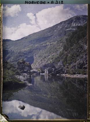 RECORD DATE NOT STATED Near Stalheim, Norway Panorama of the surrounding area , 1910 - Voyage of Albert Kahn and Auguste LÃ on in Scandinavia - (August 9 - September 14) (French - ï»¿Pres de Stalheim , Norvege Panorama des environs). Landscape, mount , mountain, watercourse, hydrography, throat, Nature , Environment, Near Stalheim, in the mountains Copyright: xpiemagsx AKahnlpie020223-15856 !ACHTUNG AUFNAHMEDATUM GESCHÄTZT!