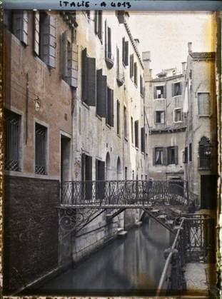 RECORD DATE NOT STATED Venise, Italie Rio Remedio , 1912 - Balkans, Italy - Jean Brunhes and Auguste LÃ on - (October 13 - 27) (French - ï»¿Venise , Italie Rio Remedio). Canal, Civil Engineering, Housing, Bridge, Habitat , Architecture, Italy, Venice Copyright: xpiemagsx AKahnlpie020223-15746 !ACHTUNG AUFNAHMEDATUM GESCHÄTZT!