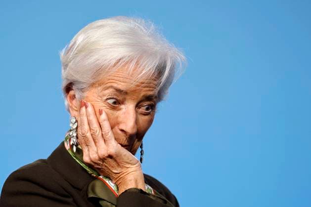 Bilder des Jahres 2023, News 02 Februar News Themen der Woche KW05 News Bilder des Tages EZB-Präsidentin Christine Lagarde bei der Pressekonferenz der Europäischen Zentralbank in der EZB in Frankfurt. Erneut hat die EZB den Leitzins angehoben, um die Inflation einzudämmen. Durch die Erhöhung um 0,5 Prozentpunkte steigt der Leitzins auf nun 3 Prozent. Frankfurt, 02.02.2023 Hessen Deutschland *** ECB President Christine Lagarde at the press conference of the European Central Bank at the ECB in Frankfurt Once again, the ECB has raised the key interest rate in order to curb inflation The increase of 0.5 percentage points brings the key interest rate to now 3 percent Frankfurt, 02 02 2023 Hesse Germany Copyright: xChristophxHardtx