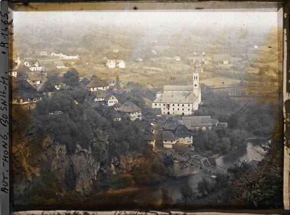 RECORD DATE NOT STATED Jajce, Bosnia and Herzegovina The Franciscan Church , 1912 - Balkans, Italy - Jean Brunhes and Auguste LÃ on - (October 13 - 27) (French - ï»¿Jajce , Bosnie-HerzÃ govine L Eglise des Franciscains). Church, Christianity, bell tower, river, monastery, hydrography, agglomeration panorama, bridge, religious architecture, Religion, nature , environment, housing , architecture, Bosnia, Jajce, the Franciscan Church Copyright: xpiemagsx AKahnlpie020223-6311 !ACHTUNG AUFNAHMEDATUM GESCHÄTZT!