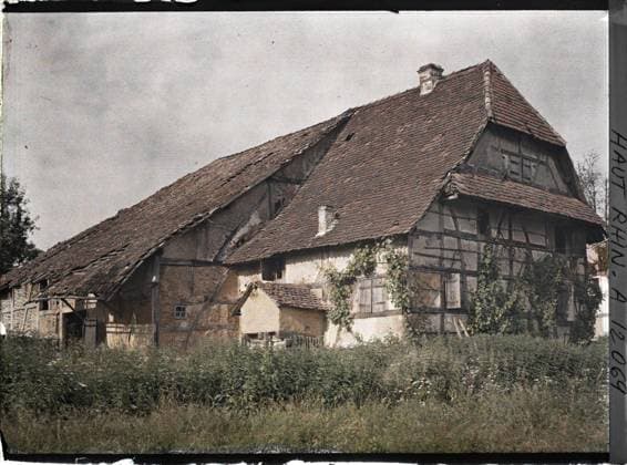 RECORD DATE NOT STATED Largitzen, skin Rhin, Alsace, France Largitzen , 1917 - Alsace - Paul Castelnau (photographic section of the armies) - (June) (French - ï»¿Largitzen , Haut-Rhin , Alsace , France Largitzen). Ruins, front, bombardment, First World War, France, Largitizes, Lariated Copyright: xpiemagsx AKahnlpie020223-12867 !ACHTUNG AUFNAHMEDATUM GESCHÄTZT!