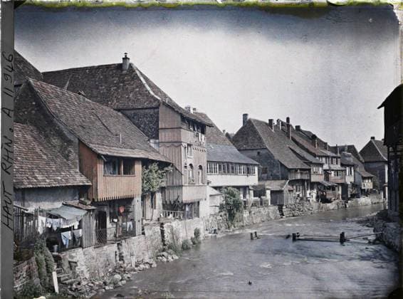 RECORD DATE NOT STATED Masevaux, Haut-Rhin, Alsace, France La Doller , 1917 - Alsace - Paul Castelnau (photographic section of the armies) - (June) (French - ï»¿Masevaux , Haut-Rhin , Alsace , France La Doller). River, home, laundry, domestic life, front, Habitat , architecture, daily life, First World War, France, Massevaux, La Doller Copyright: xpiemagsx AKahnlpie020223-13484 !ACHTUNG AUFNAHMEDATUM GESCHÄTZT!