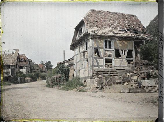 RECORD DATE NOT STATED Largitzen, skin Rhin, Alsace, France Largitzen , 1917 - Alsace - Paul Castelnau (photographic section of the armies) - (June) (French - ï»¿Largitzen , Haut-Rhin , Alsace , France Largitzen). Ruins, front, bombardment, street , neighborhood, First World War, Habitat , Architecture, France, Largitizes, Lariated Copyright: xpiemagsx AKahnlpie020223-181 !ACHTUNG AUFNAHMEDATUM GESCHÄTZT!