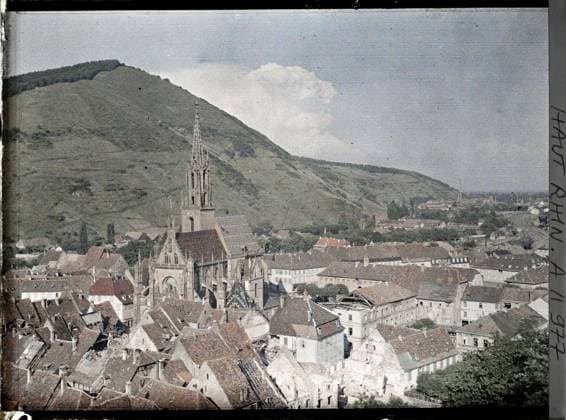 RECORD DATE NOT STATED Thann, Haut-Rhin, Alsace, France Panorama , 1917 - Alsace - Paul Castelnau (photographic section of the armies) - (June) (French - ï»¿Thann , Haut-Rhin , Alsace , France Panorama). Ruins, front, bombardment, agglomeration panorama, First World War, Habitat , Architecture, France, Thann, Panorama Copyright: xpiemagsx AKahnlpie020223-13514 !ACHTUNG AUFNAHMEDATUM GESCHÄTZT!