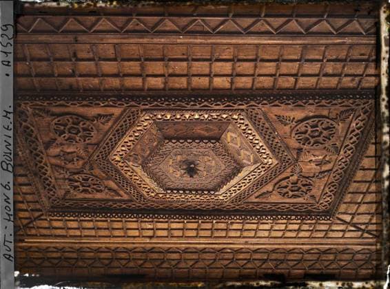 RECORD DATE NOT STATED Sarajevo, Bosnia and Herzegovina Ceiling dating from the 3rd century (?) At Landesmuseum , 1912 - Balkans, Italy - Jean Brunhes and Auguste LÃ on - (October 13 - 27) (French - ï»¿Sarajevo , Bosnie-HerzÃ govine Plafond datant du IIIe siecle ( ? ) au Landesmuseum). Museum, interior view, sculpture, decorative arts, antiquity, carved decor, Habitat , Architecture , Art, Bosnia, Sarajevo, ceiling dating from the 3rd century to the moor museum Copyright: xpiemagsx AKahnlpie020223-6362 !ACHTUNG AUFNAHMEDATUM GESCHÄTZT!