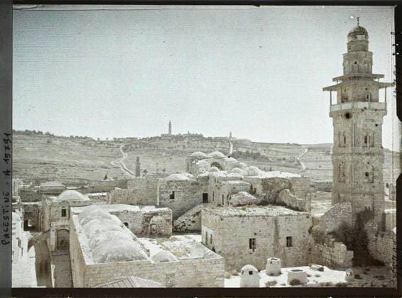 RECORD DATE NOT STATED Jerusalem, Palestine seen from the Ladies Convent of Sion , 1918 - Near East, Egypt, Palestine, Cyprus - Paul Castelnau (photographic section of the armies) - (January 9 -October 6) (French - ï»¿JÃ rusalem , Palestine Vue prise depuis le couvent des Dames de Sion). Islam, minaret, agglomeration panorama, religious architecture, Religion , Habitat , Architecture, Palestine, Jerusalem, panorama of Jerusalem (taken from the convent of the Ladies of Sion) Copyright: xpiemagsx AKahnlpie020223-333 !ACHTUNG AUFNAHMEDATUM GESCHÄTZT!