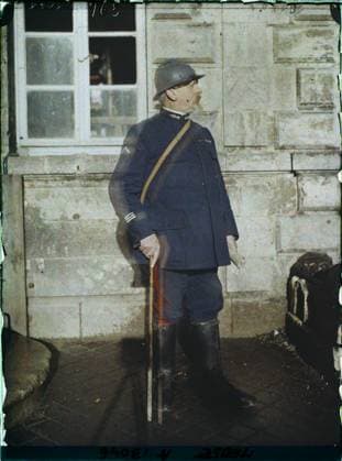 RECORD DATE NOT STATED Verdun , France , 1917 - North of France, Belgium - Paul Castelnau (photographic section of the armies) - (September 1-5) (French - ï»¿Verdun , France). Military personality, military uniform, portrait, work clothing, firefighter, front, weapon, man, Personality, clothing, human beings, First World War, France, Verdun, captain of firefighters (Cap Martin) Copyright: xpiemagsx AKahnlpie020223-21166 !ACHTUNG AUFNAHMEDATUM GESCHÄTZT!