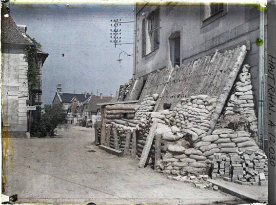 RECORD DATE NOT STATED Dannemarie, Haut-Rhin, Alsace, France Command post , 1917 - Alsace - Paul Castelnau (photographic section of the armies) - (June) (French - ï»¿Dannemarie , Haut-Rhin , Alsace , France Poste de commandement). Front, anti-bombardment protection, First World War, France, Dannemarie, command post Copyright: xpiemagsx AKahnlpie020223-197 !ACHTUNG AUFNAHMEDATUM GESCHÄTZT!