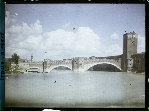 RECORD DATE NOT STATED Vermona, Italy Bridge Castel Vecchio Opinic , 1918 - Italy - Fernand Cuville - (March -August) (French - ï»¿VÃ rone , Italie Ponte Castel Vecchio ou Scaliger). River, civil engineering, bell tower, public civil architecture, fortified architecture, bridge, Habitat , Architecture, Italy, Verona, bridge (the set) Copyright: xpiemagsx AKahnlpie020223-14774 !ACHTUNG AUFNAHMEDATUM GESCHÄTZT!