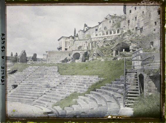 RECORD DATE NOT STATED Verona, Italy the Roman theater , 1918 - Italy - Fernand Cuville - (March -August) (French - ï»¿VÃ rone , Italie Le ThÃ Ã¢tre Romain). Archaeological vestige, public civil architecture, antiquity, theater, Habitat , Architecture , Art, Italy, Verona, Roman theater Copyright: xpiemagsx AKahnlpie020223-14720 !ACHTUNG AUFNAHMEDATUM GESCHÄTZT!