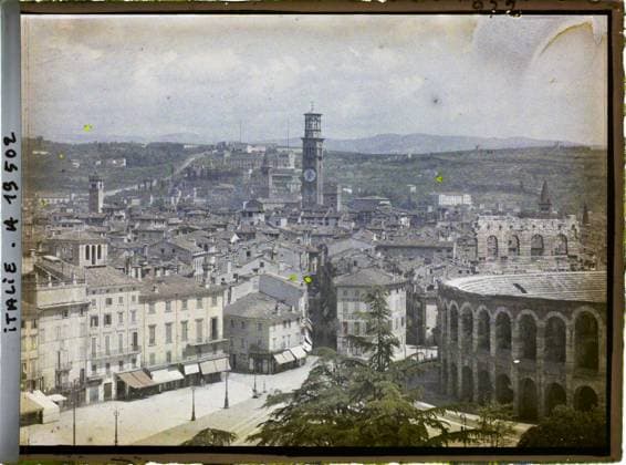 RECORD DATE NOT STATED Verona, Italy close to the place bra , 1918 - Italy - Fernand Cuville - (March -August) (French - ï»¿VÃ rone , Italie Vue rapprochÃ e de la Place Bra). Archaeological vestige, clock, bell tower, amphitheater , arena, place, agglomeration panorama, Habitat , Architecture, Italy, Verona, Panorama Place Bra Copyright: xpiemagsx AKahnlpie020223-14768 !ACHTUNG AUFNAHMEDATUM GESCHÄTZT!