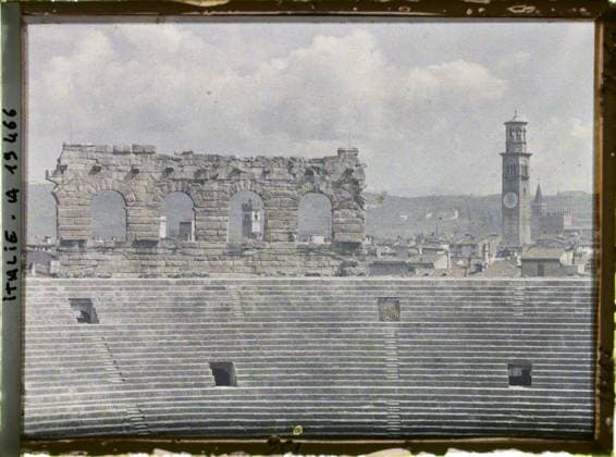 RECORD DATE NOT STATED Verona, Italy inner view of the arenas , 1918 - Italy - Fernand Cuville - (March -August) (French - ï»¿VÃ rone , Italie Vue intÃ rieure des arenes). Archaeological vestige, bell tower, amphitheater , arena, arc , arcade , arceau, antiquity, agglomeration panorama, Habitat , Architecture , Art, Italy, Verona, interior view of the arenas Copyright: xpiemagsx AKahnlpie020223-14729 !ACHTUNG AUFNAHMEDATUM GESCHÄTZT!