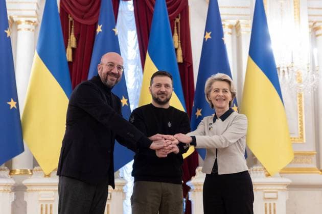 Bilder des Jahres 2023, News 02 Februar Ukraine-Krieg, Jahrestag der Invasion, Persönlichkeiten besuchen die Ukraine, Archivbilder News Themen der Woche KW05 News Bilder des Tages Ukrainian President Volodymyr Zelenskyy attends EU-Ukraine Summit Ukrainian President Volodymyr Zelenskyy attends EU-Ukraine Summit, February 3, 2023 in Kyiv, Ukraine. Zelenskyy hosted a delegation for a European Union summit meeting. Photo by PRESIDENT OF UKRAINE OFFICE apaimages Kyiv Kyiv Ukraine 030223_Kyiv_UPO_00 (35) Copyright: xapaimagesxPRESIDENTxOFxUKRAINExOFFICE xapaimagesx