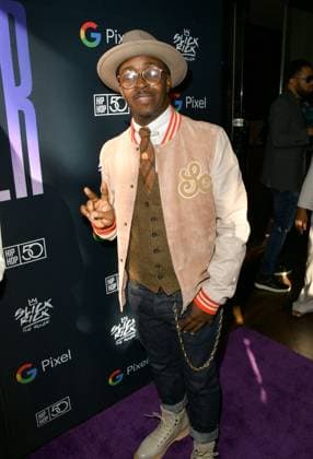 A Toast To The Ruler - Grammy Lifetime Achievement Award Powered by Google Pixel - Culina Modern Italian Los Angeles, CA. Featuring: Kwame Where: Los Angeles, California, United States When: 03 Feb 2023 Credit: KOI SOJER startraksphoto.com Cover Images Copyright: xx 52408627 EDITORIAL USE ONLY. NOT FOR USE BY NEWSPAPERS BASED IN THE UK.
